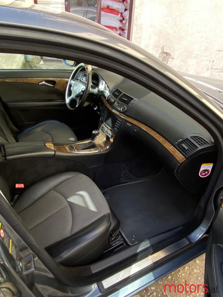 2007' Mercedes-Benz E-Class photo #6