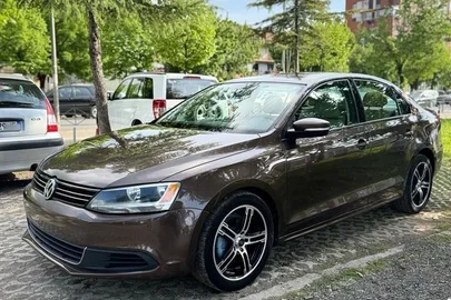 2011' Volkswagen Jetta