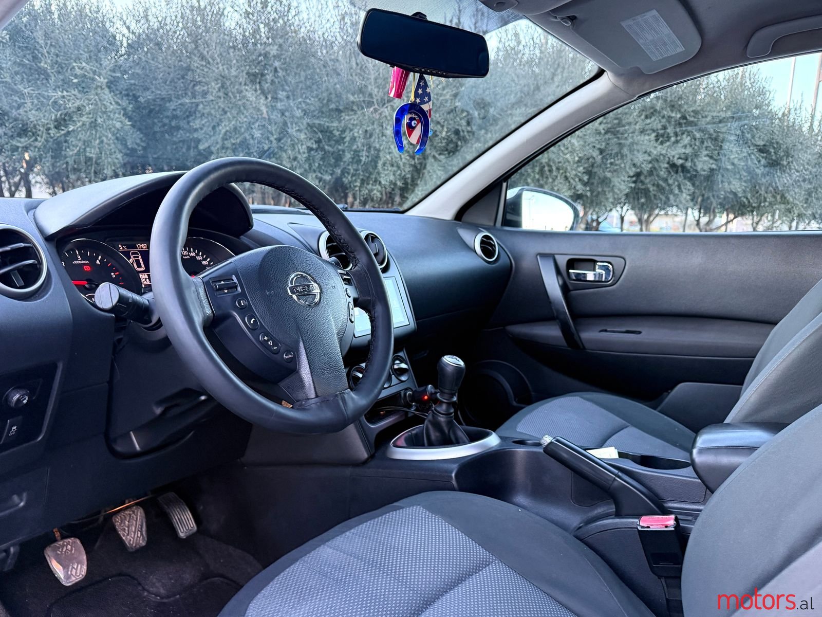 2011' Nissan Qashqai photo #3