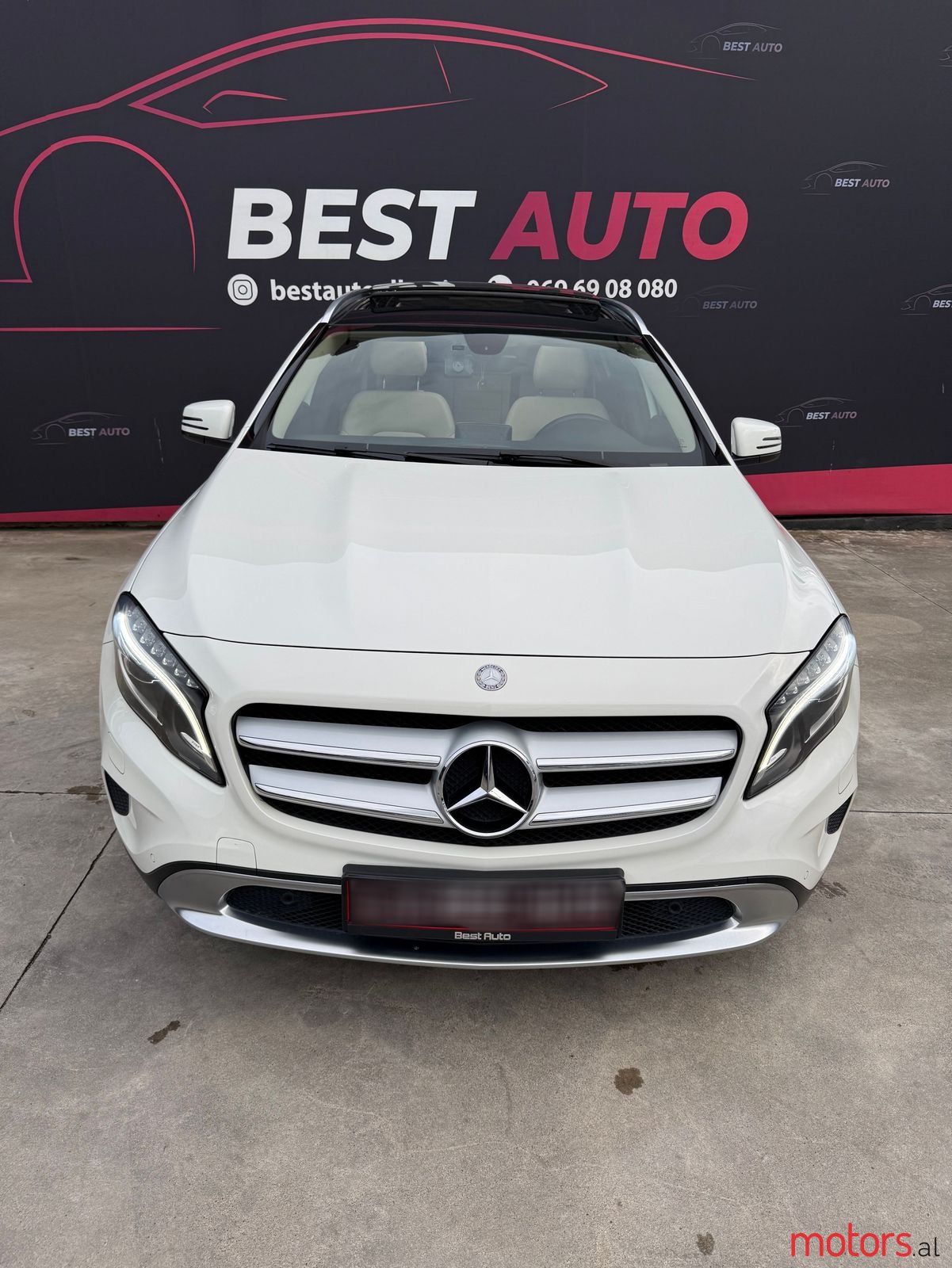 2015' Mercedes-Benz GLA 200 photo #1