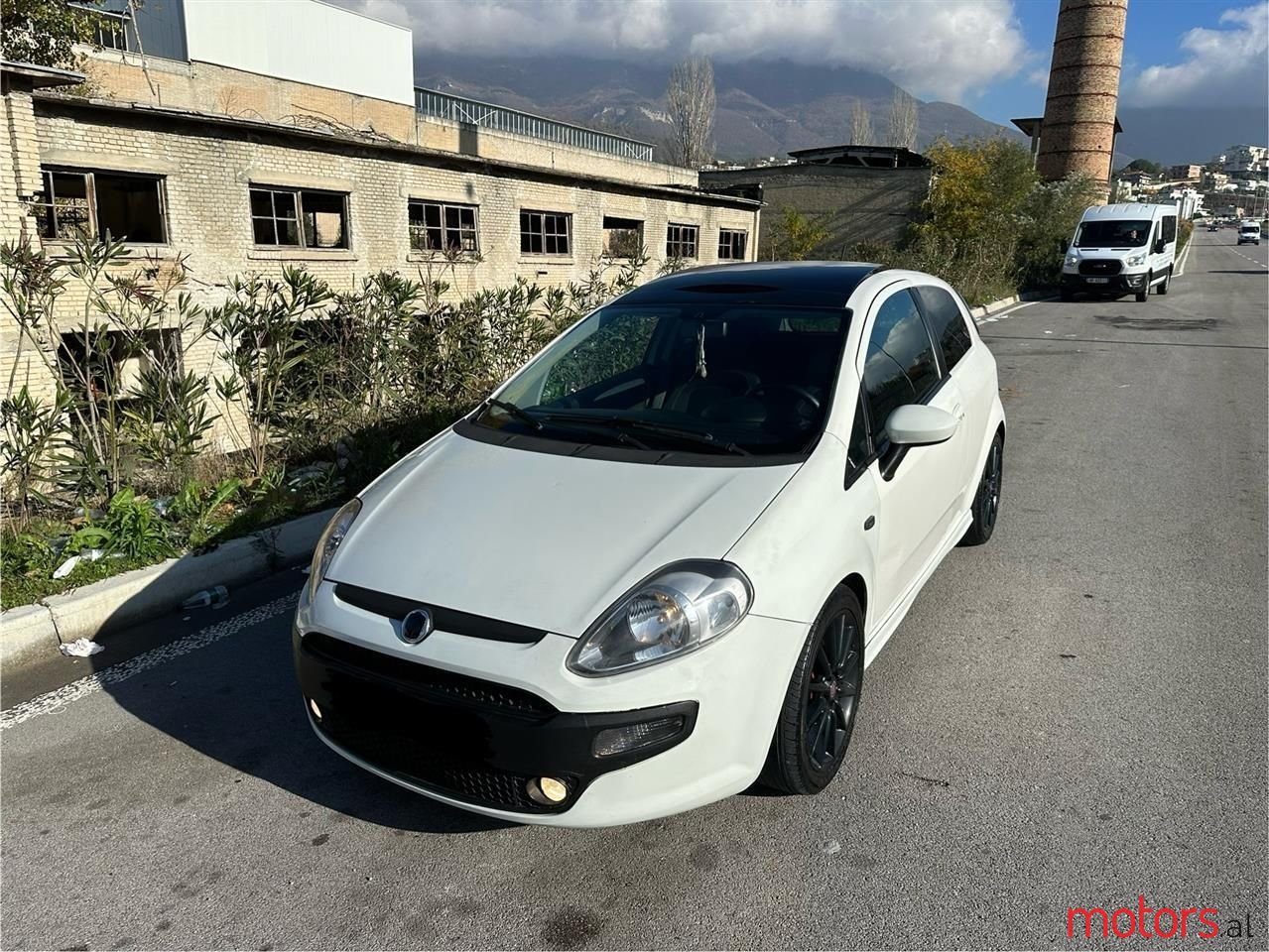 2010' Fiat Grande Punto photo #5