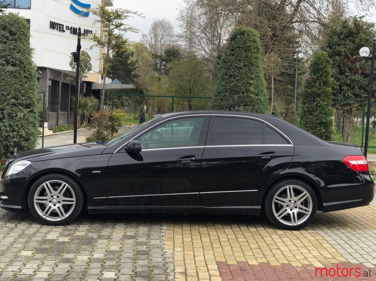 2010' Mercedes-Benz E 350 photo #1