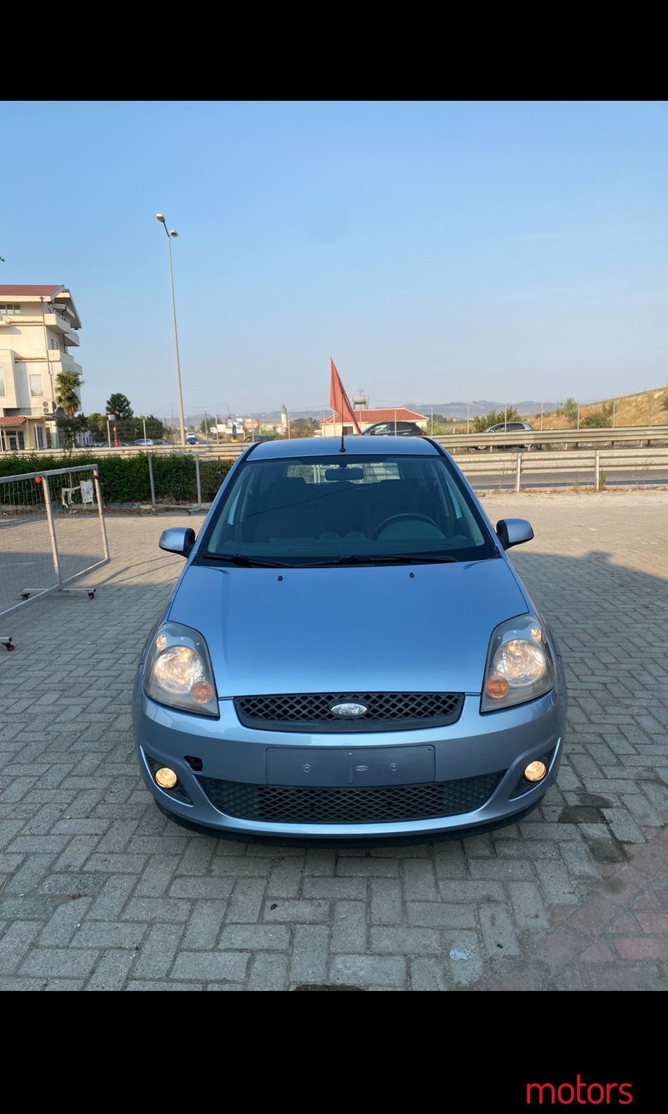 2007' Ford Fiesta photo #2