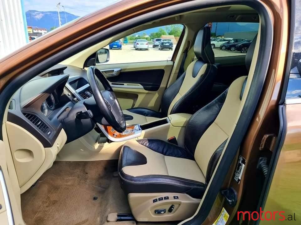 2010' Volvo Xc 60 photo #2