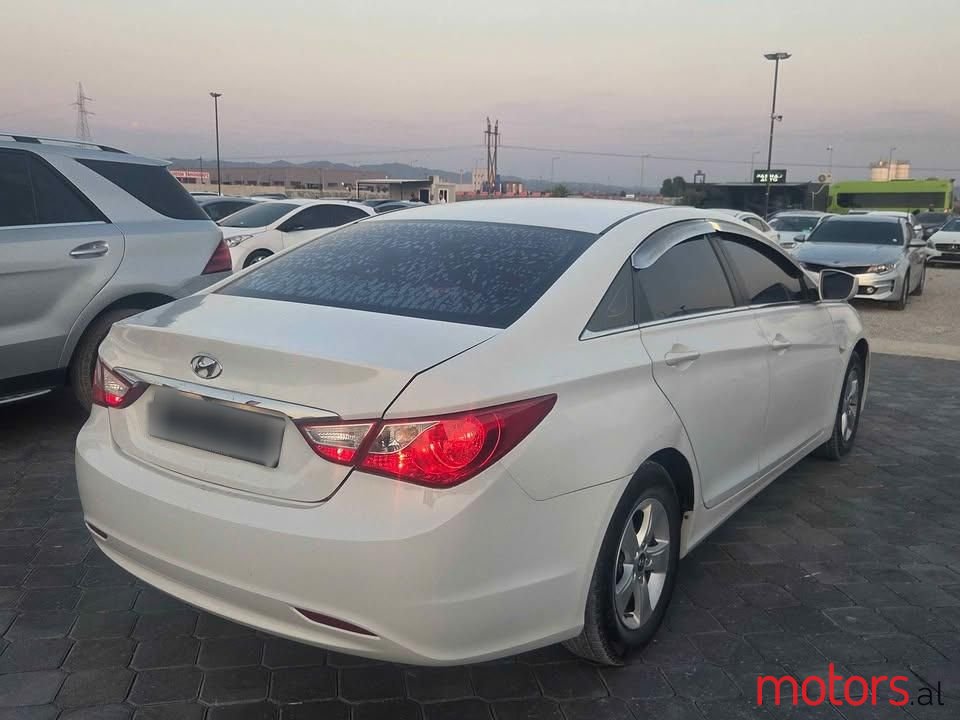 2013' Hyundai Sonata photo #4