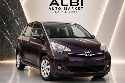2011' Toyota Verso-S