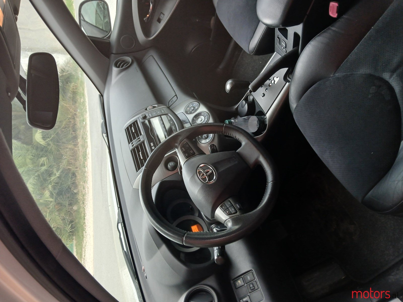 2012' Toyota RAV4 photo #7