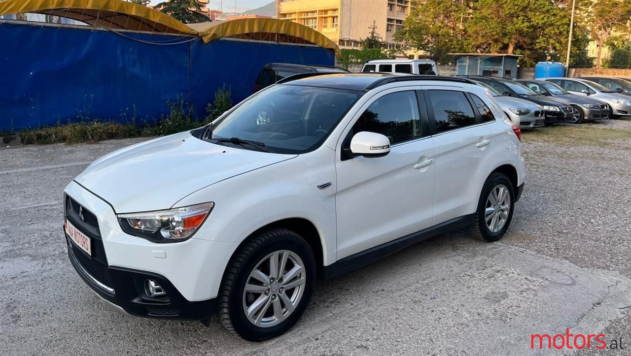 2010' Mitsubishi ASX photo #1