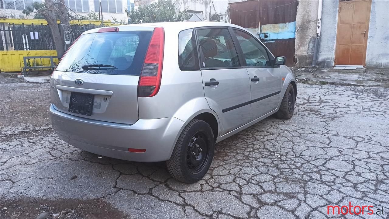 2004' Ford Fiesta photo #3