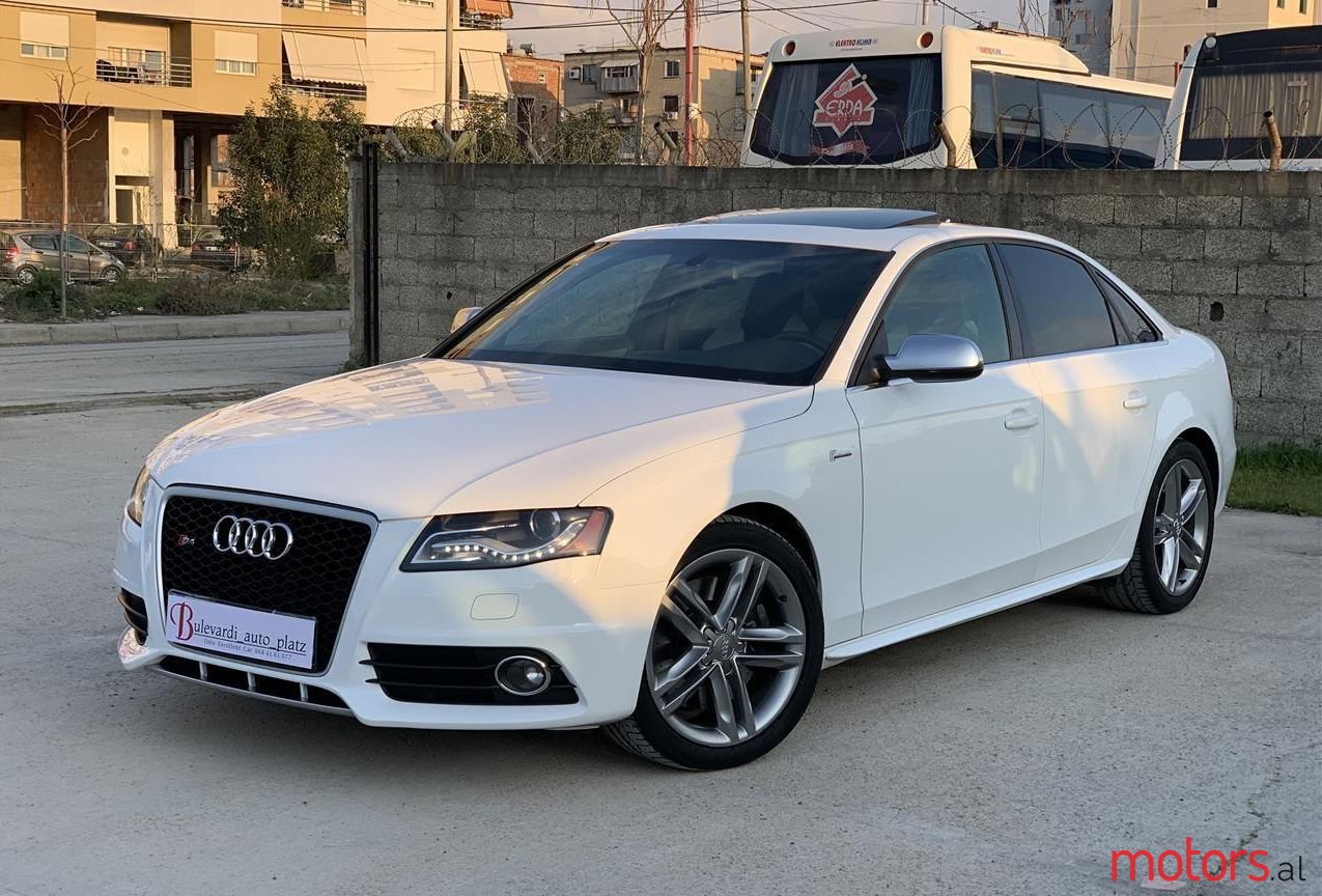 2010' Audi S4 photo #1