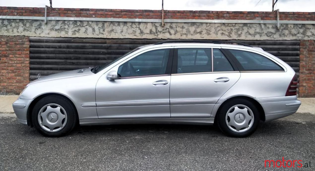 2003' Mercedes-Benz C 220 photo #1