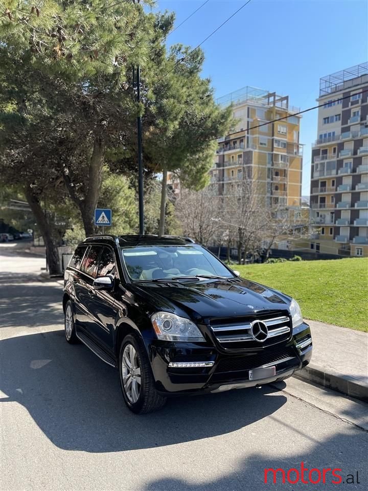 2011' Mercedes-Benz GL 350 photo #2