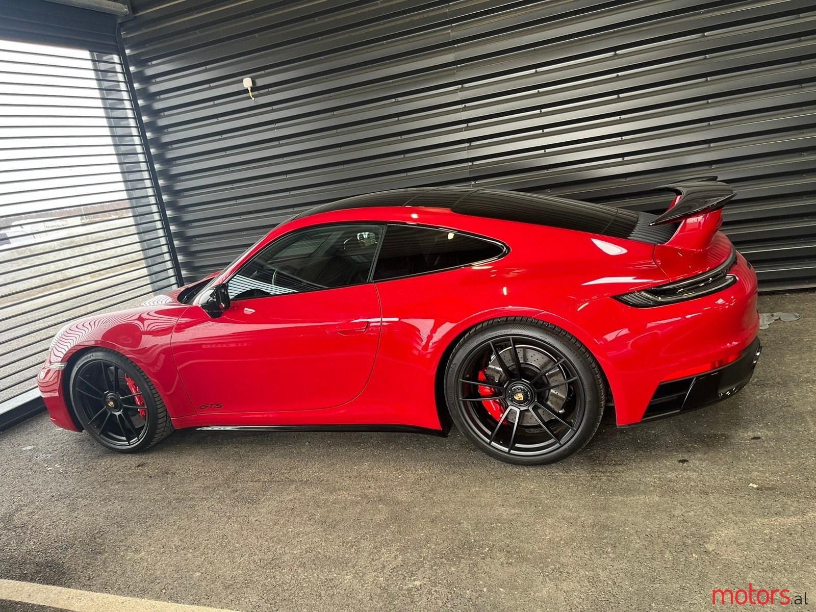 2023' Porsche 911 photo #3