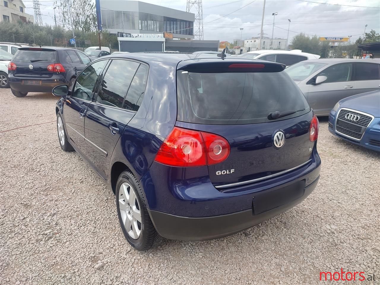 2005' Volkswagen Golf photo #4