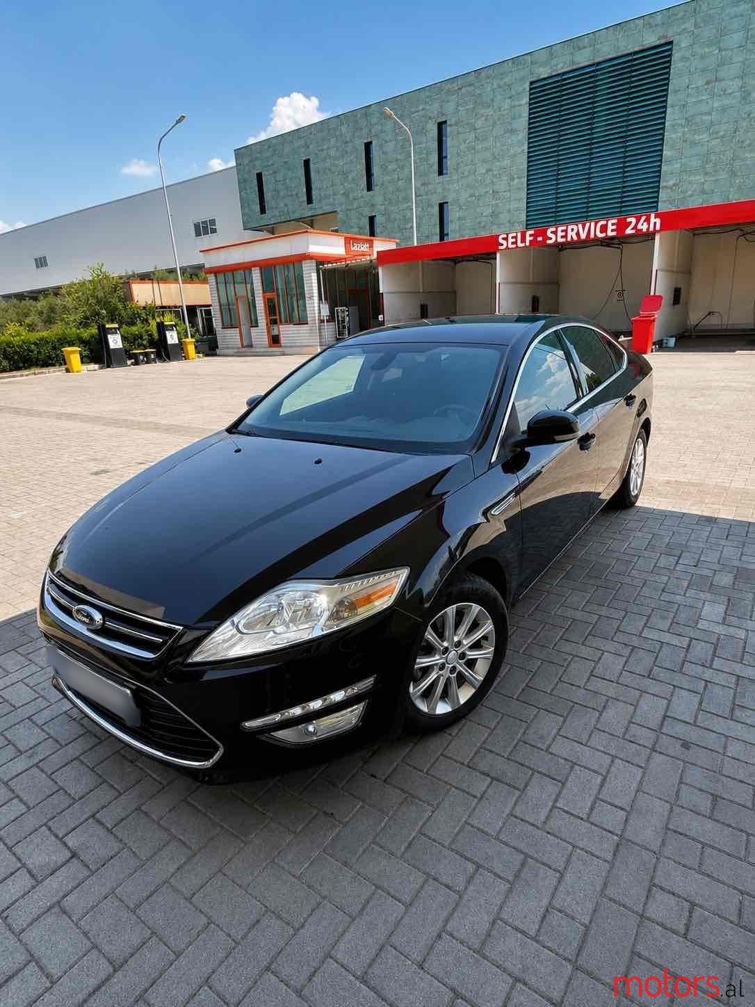 2013' Ford Mondeo photo #1