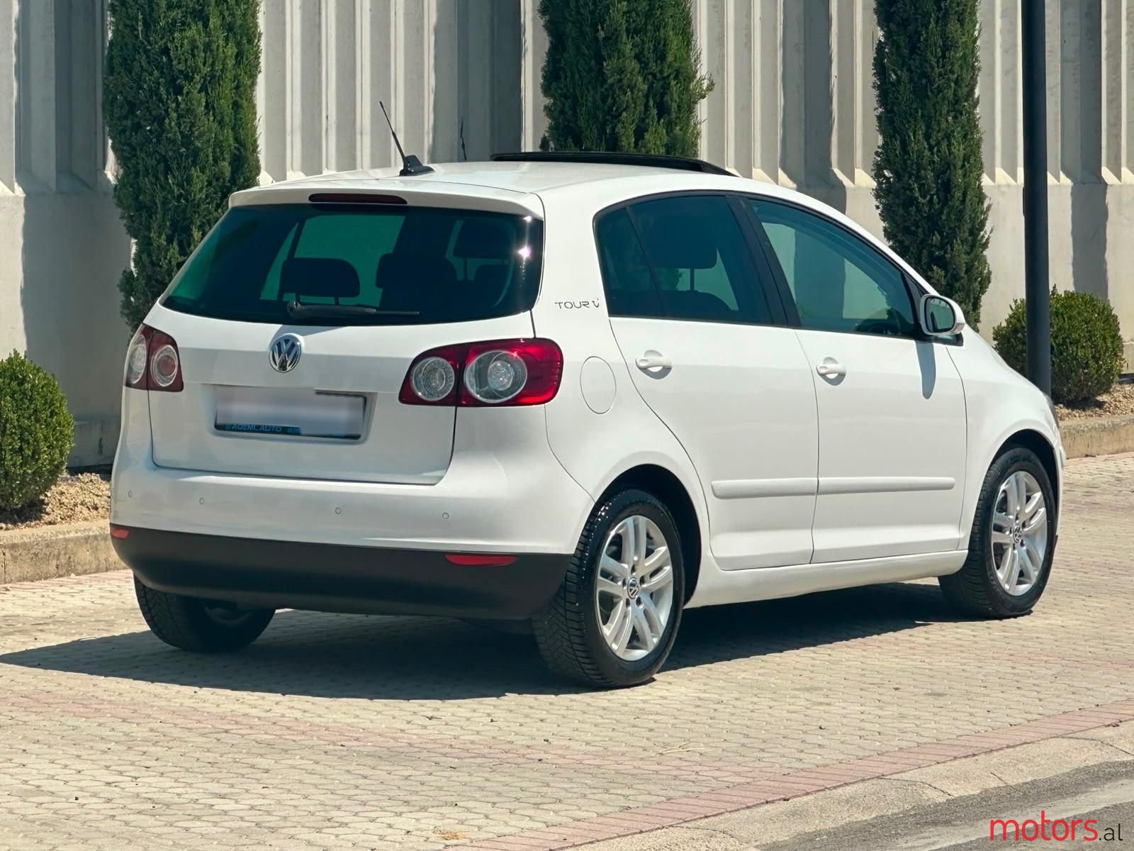 2007' Volkswagen Golf Plus photo #3