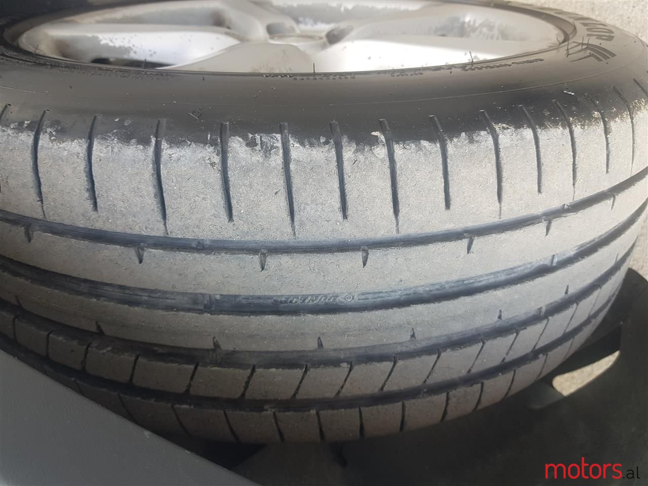 2008' Volkswagen Tiguan photo #5