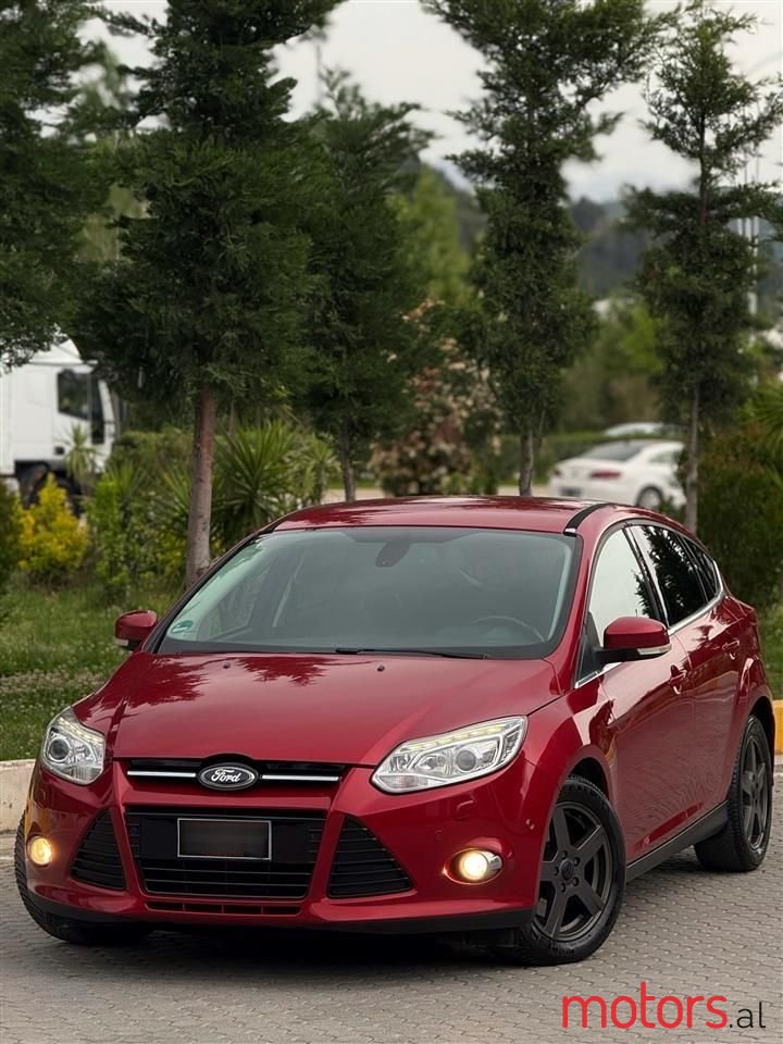 2012' Ford Focus photo #1