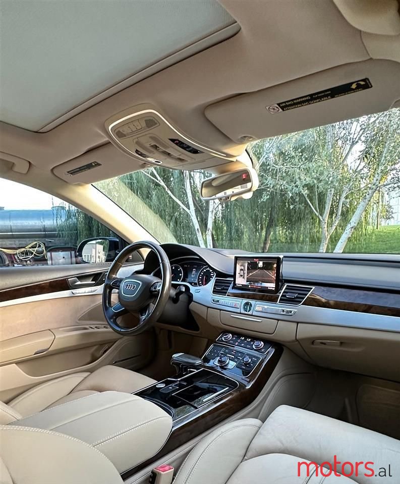 2015' Audi A8 photo #6