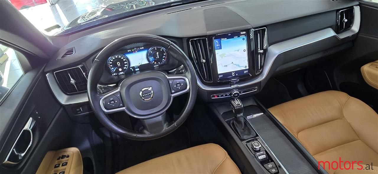 2017' Volvo Xc 60 photo #3