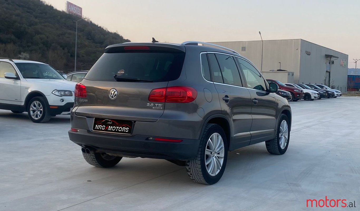 2013' Volkswagen Tiguan photo #3