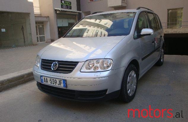 2003' Volkswagen Touran photo #3