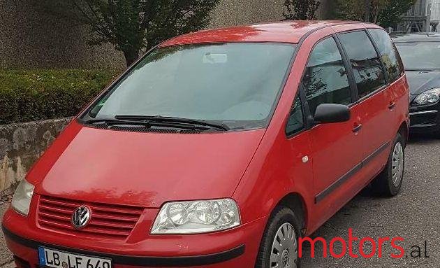 2002' Volkswagen Sharan photo #2