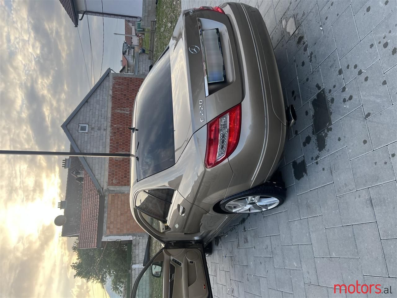 2008' Mercedes-Benz 220 photo #4