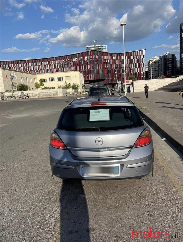 2009' Opel Astra photo #4