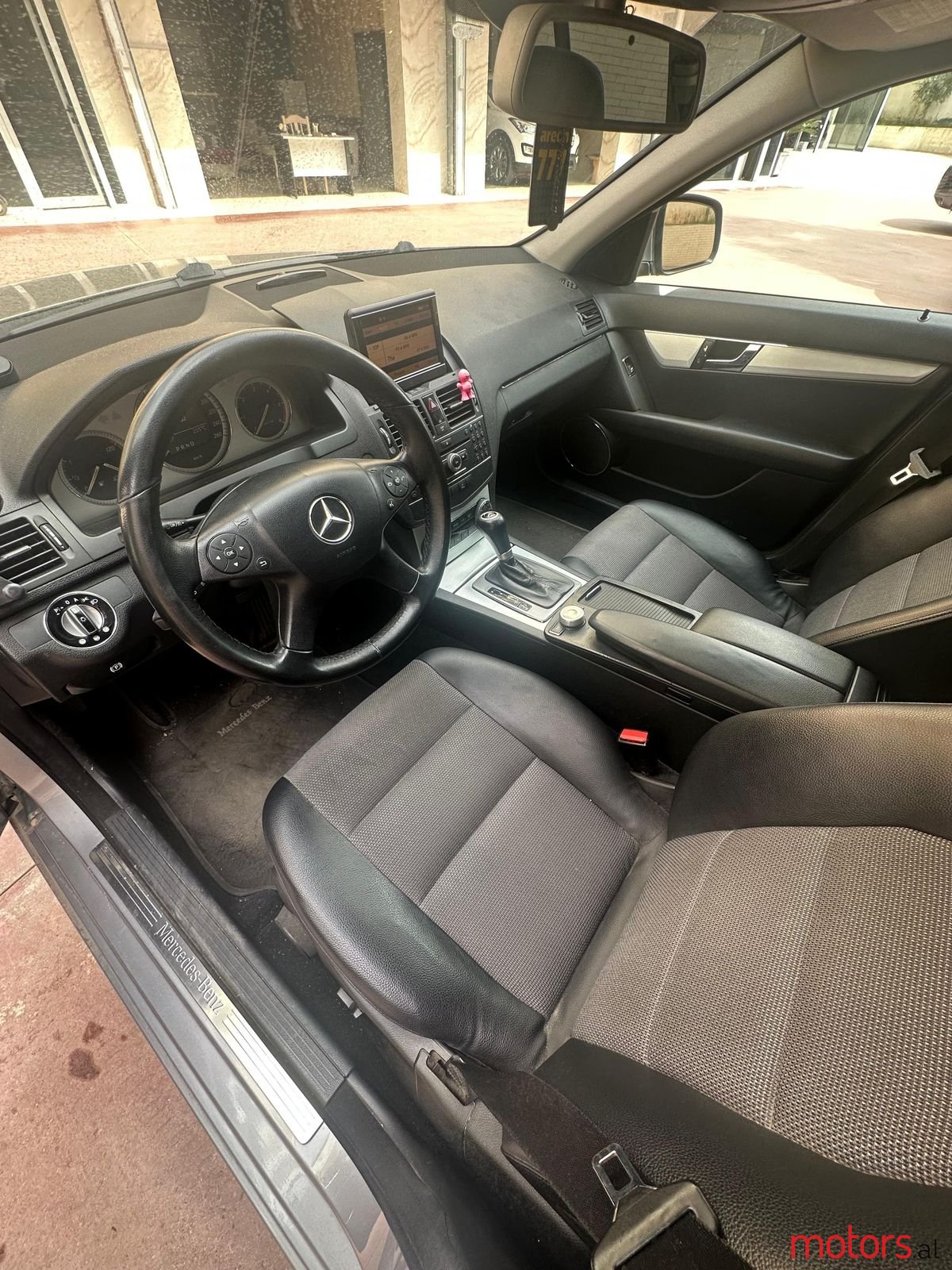2008' Mercedes-Benz C 220 photo #6
