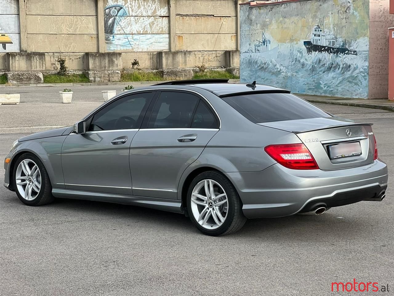 2012' Mercedes-Benz C 300 photo #1