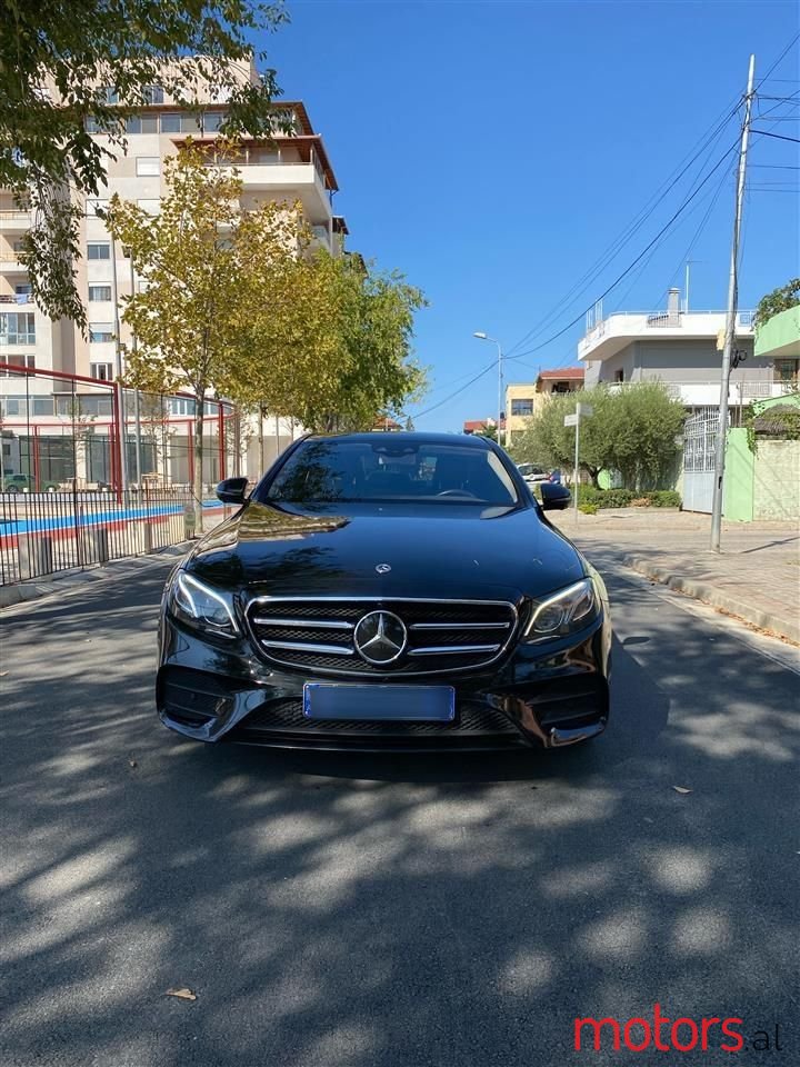 2017' Mercedes-Benz E 350 photo #2