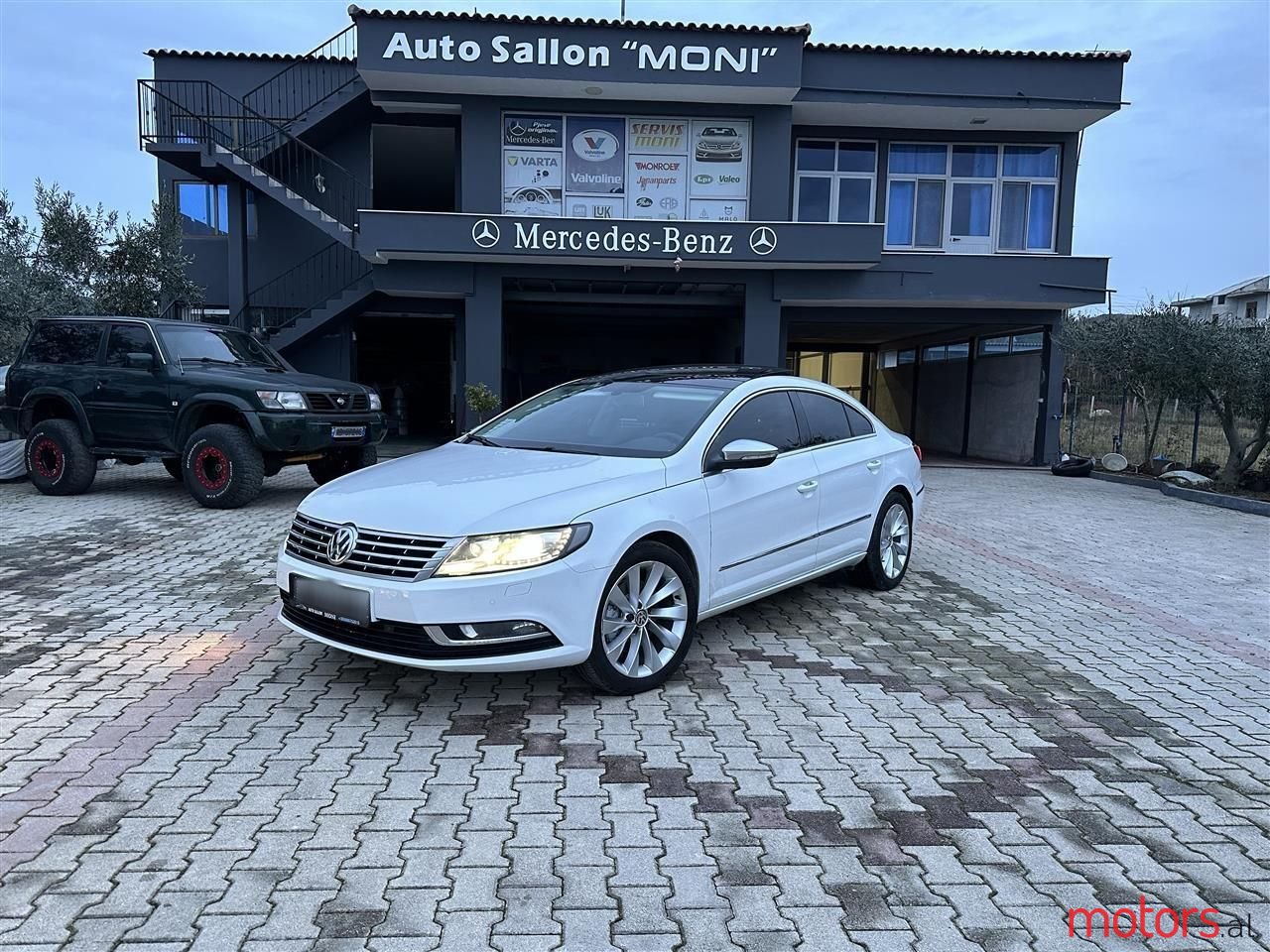 2015' Volkswagen Passat photo #1