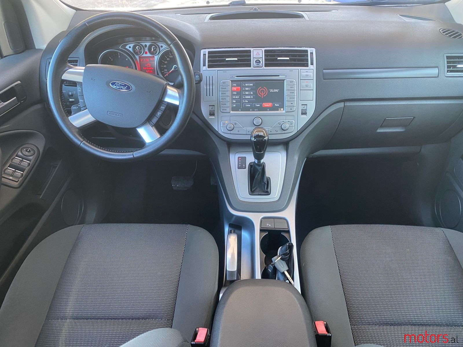 2012' Ford Kuga photo #4