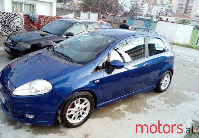 2006' Fiat Grande photo #1