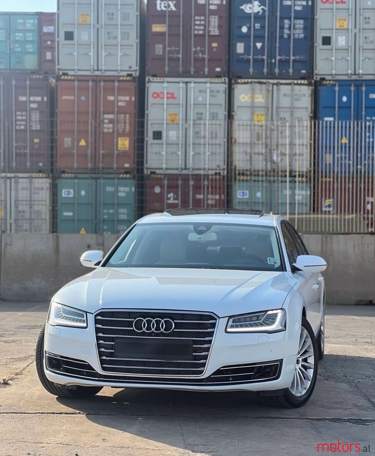 2015' Audi A8 photo #2