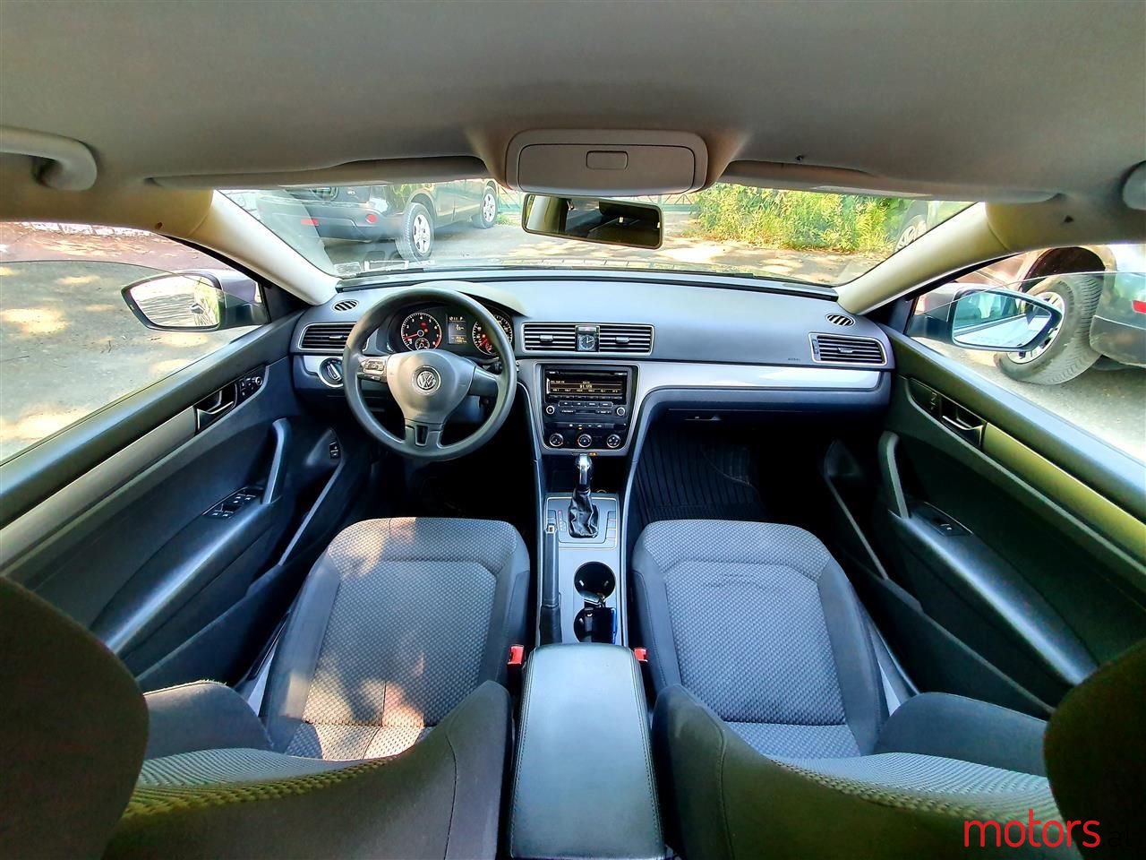 2014' Volkswagen Passat photo #4