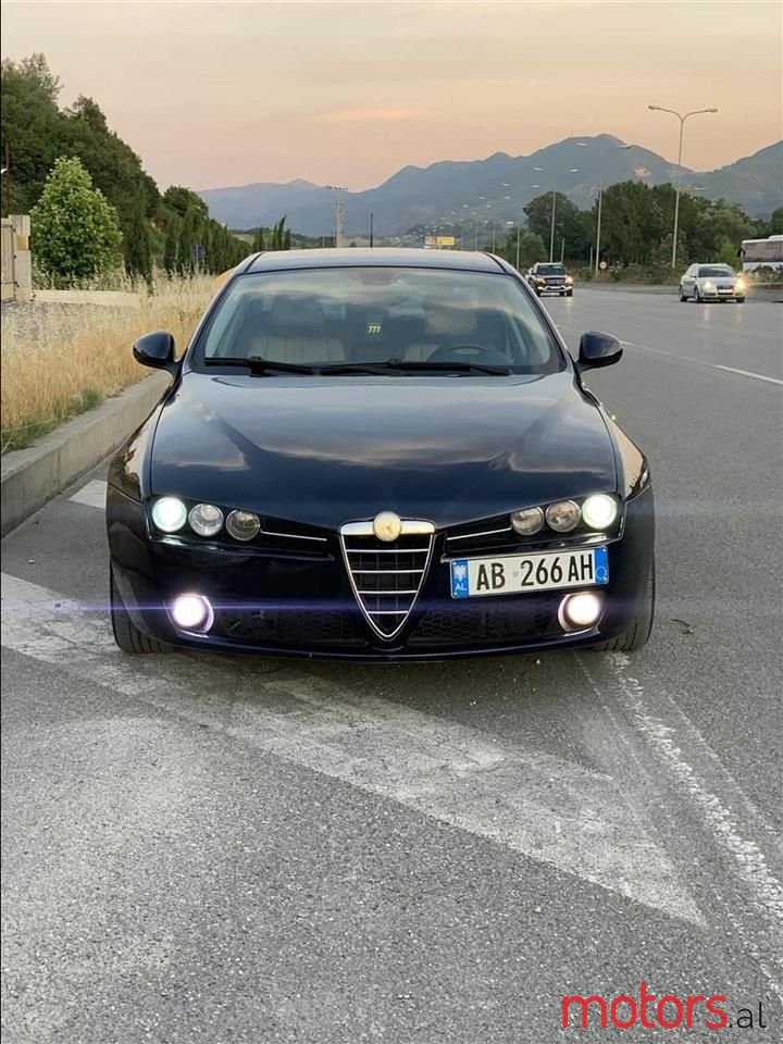 2008' Alfa Romeo Alfa 159 photo #2