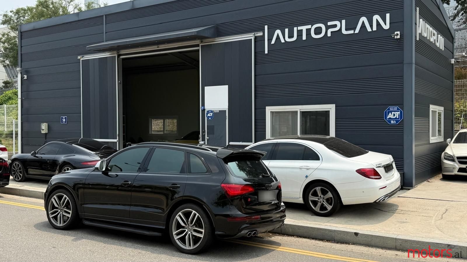 2015' Audi SQ5 photo #3