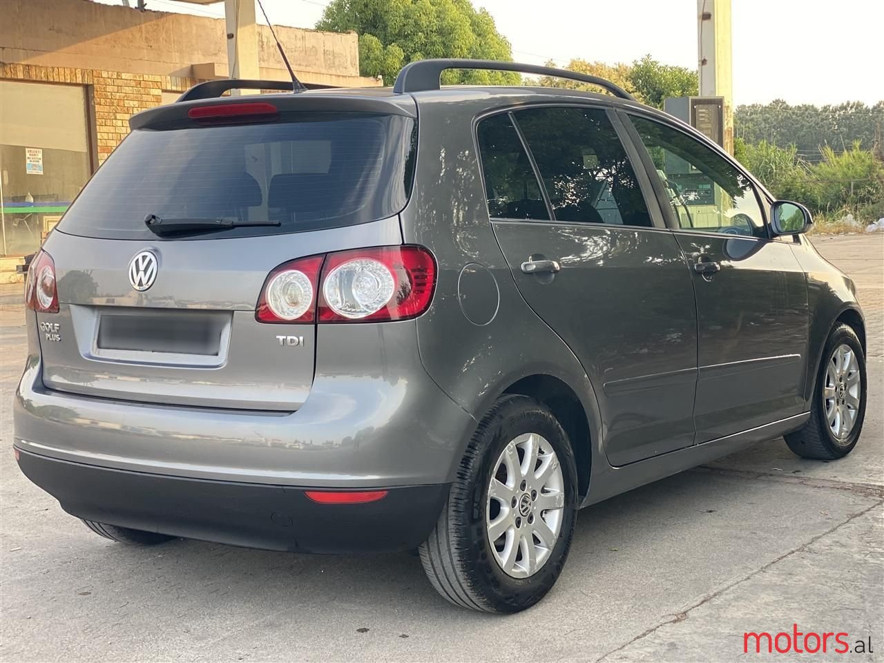 2008' Volkswagen Golf Plus photo #4