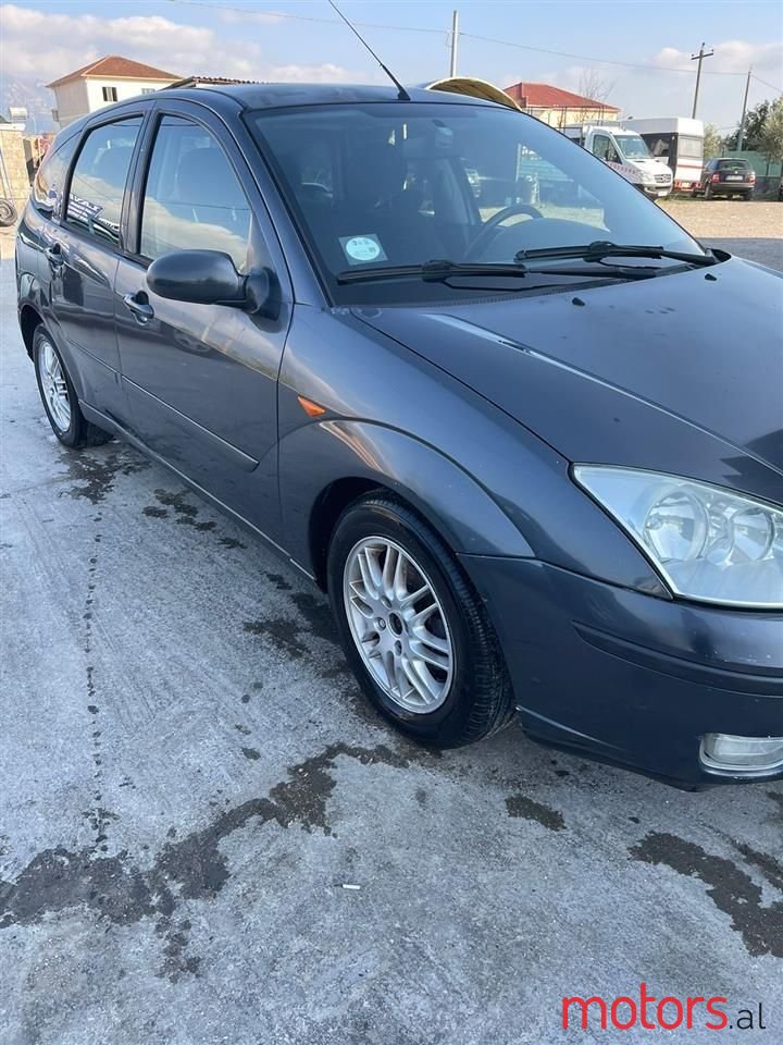 2003' Ford Focus photo #3