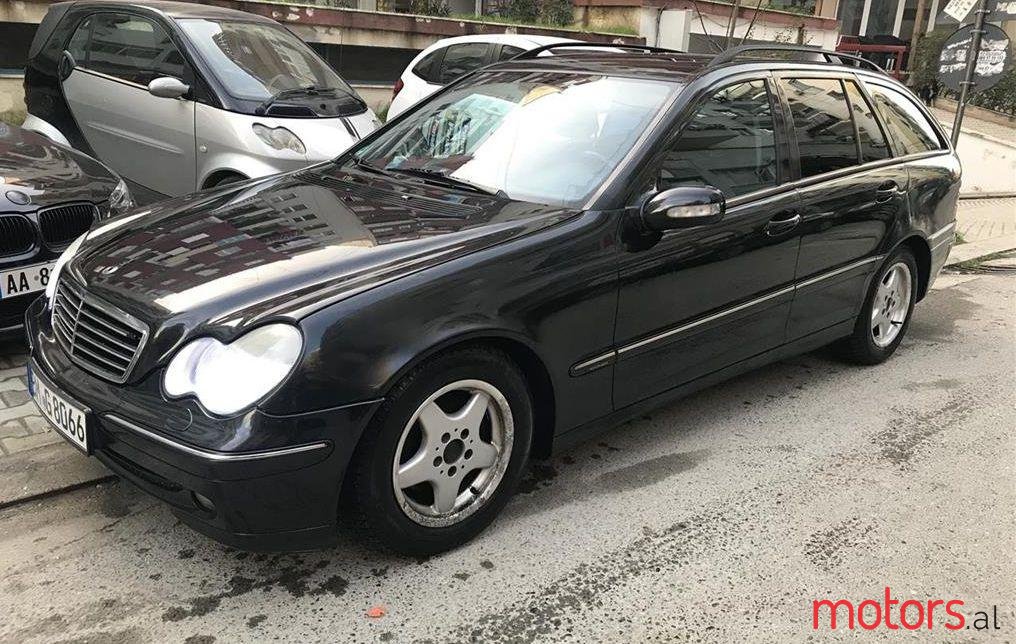 2002' Volkswagen Tiguan photo #1