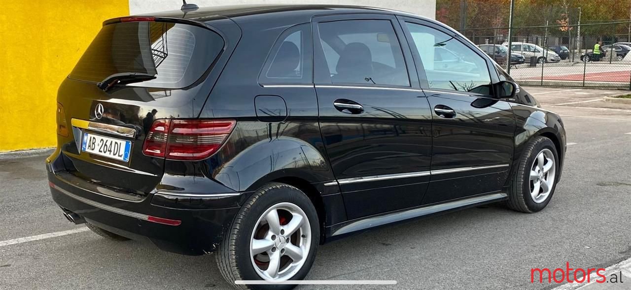 2008' Mercedes-Benz B 200 photo #3