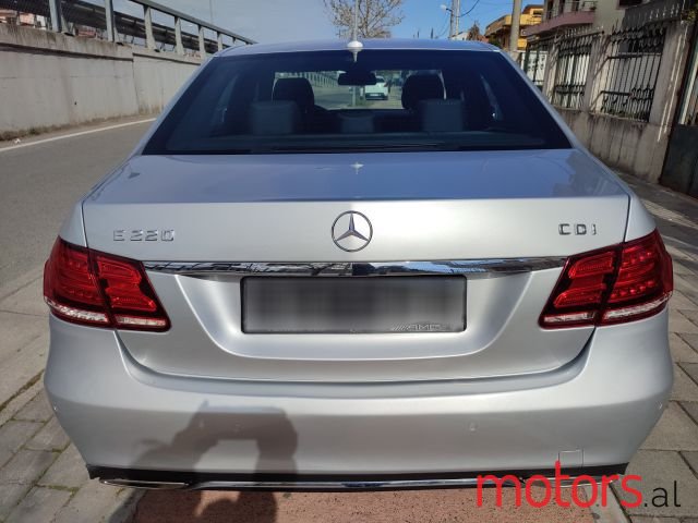 2014' Mercedes-Benz E-Class photo #4