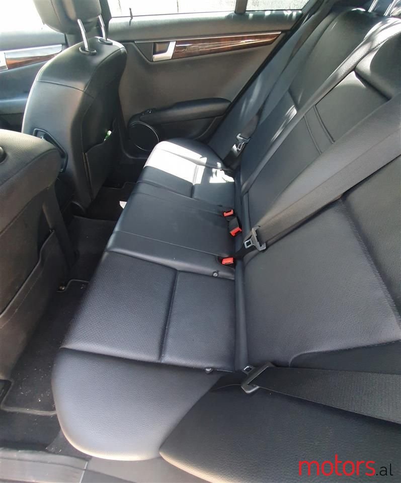 2012' Mercedes-Benz C 300 photo #5