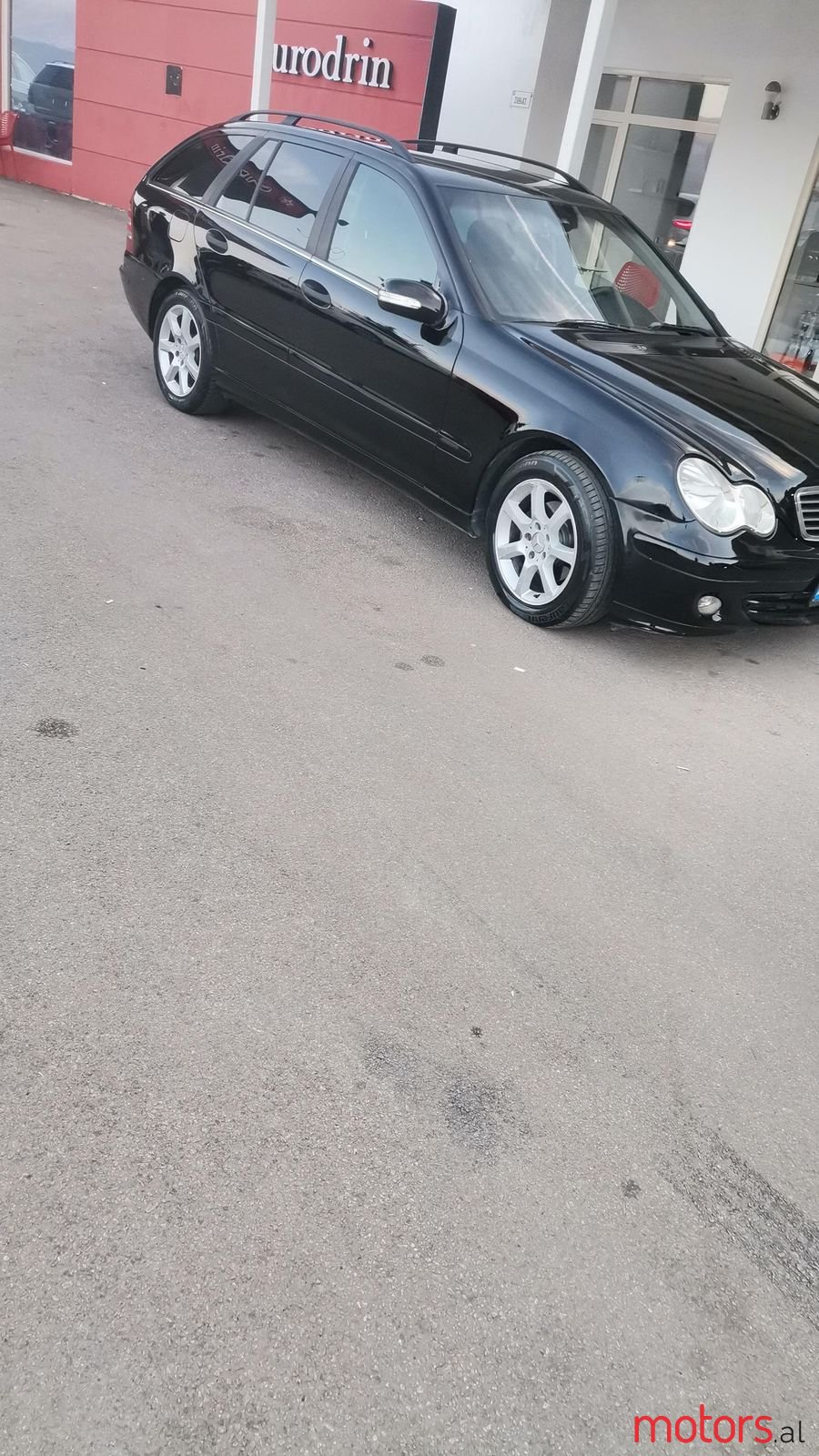 2004' Mercedes-Benz 220 photo #5