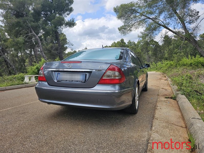 2007' Mercedes-Benz E 280 photo #3