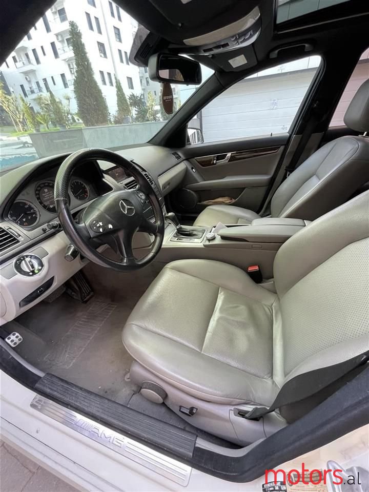 2010' Mercedes-Benz C 180 photo #1