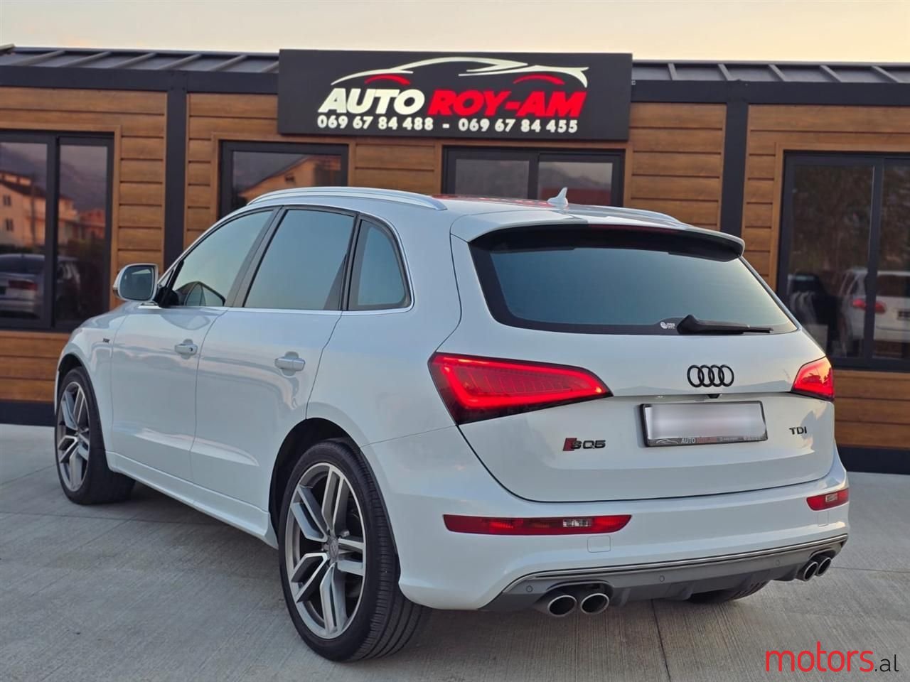 2015' Audi SQ5 photo #3