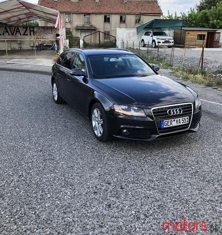 2010' Audi A4 photo #1